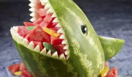 吉祥吃瓜推文,揭秘娱乐圈幕后故事，带你领略明星们的真实生活