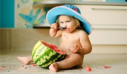 吃小瓜鼻出血,鼻血频发背后的健康警示